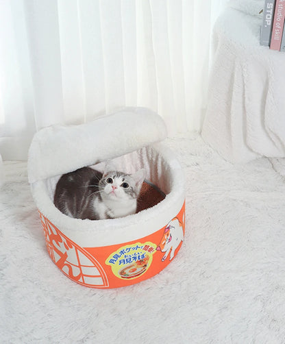 Noodle-Shaped Fleece-Lined Cat Bed